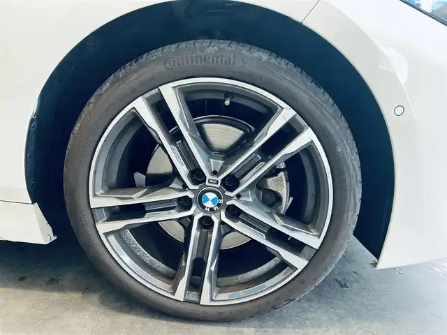 ＢＭＷ ＢＭＷ １１８ｄ Mスポーツ 大阪府 2021(令3)年 2.3万km アルピンホワイトⅢ ワンオーナー/純正ナビ/バックカメラ/applecarplay/ACC/純正18インチAW/LEDヘッドライト/ブラインドスポット/電動リアゲート/ワイヤレス充電/クリアランスソナー/ハーフレザー/パワーシート/シートヒーター/Dシートメモリ/ＥＴＣ/ドラレコ