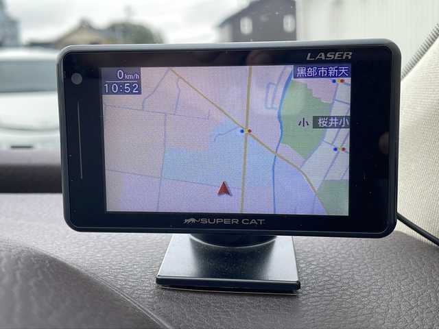 フォルクスワーゲン トゥアレグ V6 富山県 2017(平29)年 4万km 白 純正ＨＤＤナビ　/地デジ　/本革シート　/全方位カメラ　/バックカメラ　/コーナーセンサー　/ルーフレール　/ＬＥＤヘッドライト　/レーダークルーズコントロール　/パワーシート　/スマートキー　/純正アルミホイール/純正オーディオ/ウィンカーミラー/電動格納ミラー/アイドリングストップ　/ＥＴＣ