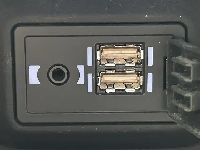 トヨタ ハリアー ハイブリッド Z レザーパッケージ 岡山県 2020(令2)年 8.2万km プレシャスブラックパール 登録時走行距離82062km/モデリスタフルエアロ/JBLプレミアムサウンドシステム/純正12.3インチナビ/フルセグTV(AM.FM.TV.BT)/全方位カメラ/ETC2.0/ブラインドスポットモニター/デジタルインナーミラー/ドライブレコーダー/シートヒーター（D+N席）/エアシート（D+N席）/ステアリングヒーター/本革巻きステアリング/クリアランスソナー/衝突軽減ブレーキ/横滑り防止装置/クルーズコントロール(追従走行あり)/車線逸脱警報（レーンキープアシスト）/オートライト/オートマチックハイビーム/アイドリングストップ/電動リアゲート/19インチ純正AW/レザーシート/D+N席パワーシート