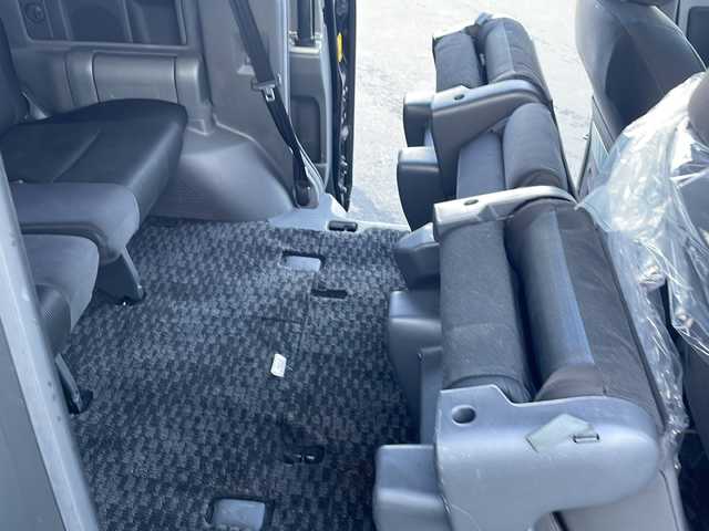 トヨタ ヴォクシー Z 道東・釧路十勝 2009(平21)年 10.1万km ブラック 社外ＳＤナビ/AM/FM　/フルセグＴＶ　/ＤＶＤ再生　/Ｂｌｕｅｔｏｏｔｈ接続/両側イージークローザードア　/リモコンキー　/純正ＨＩＤヘッドライト　/純正１６インチアルミホイール　/純正フロアマット