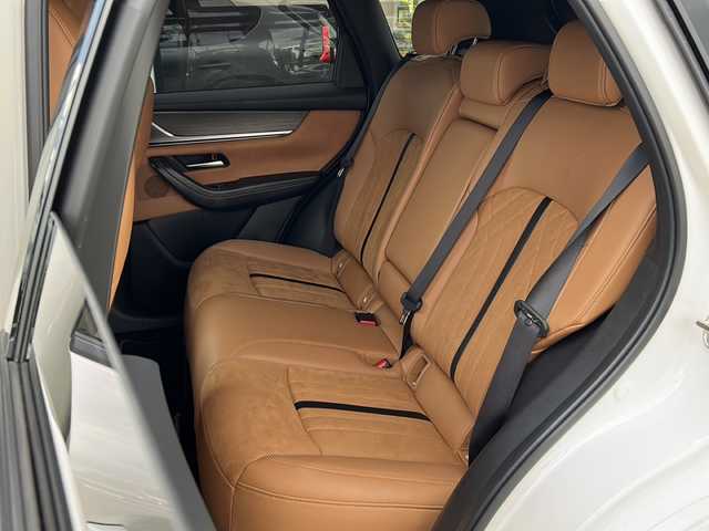 マツダ ＣＸ－６０ XD HV プレミアムスポーツ 大阪府 2023(令5)年 2.1万km ロジウムホワイトプレミアムメタリック １オーナー　サンルーフ　衝突軽減　１２．３コネクトディスプレイ　ＢＯＳＥ　全方位カメラ　フルセグＴＶ　ＨＤＭＩ　Bluetooth　茶革シート　パワーシート　温冷席　シートメモリ　ハンドルヒーター　レーダークルコン　ＢＳＭ　ＥＴＣ　パドルシフト　前後ドライブレコーダー　LEDヘッドライト　置くだけ充電　純正フロアマット　純正アルミホイール　プッシュスタート　スマートキー　スペアキー　取扱説明書　保証書