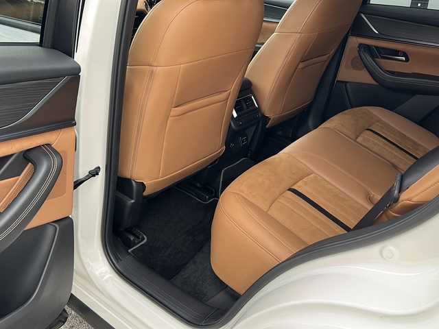 マツダ ＣＸ－６０ XD HV プレミアムスポーツ 大阪府 2023(令5)年 2.1万km ロジウムホワイトプレミアムメタリック １オーナー　サンルーフ　衝突軽減　１２．３コネクトディスプレイ　ＢＯＳＥ　全方位カメラ　フルセグＴＶ　ＨＤＭＩ　Bluetooth　茶革シート　パワーシート　温冷席　シートメモリ　ハンドルヒーター　レーダークルコン　ＢＳＭ　ＥＴＣ　パドルシフト　前後ドライブレコーダー　LEDヘッドライト　置くだけ充電　純正フロアマット　純正アルミホイール　プッシュスタート　スマートキー　スペアキー　取扱説明書　保証書