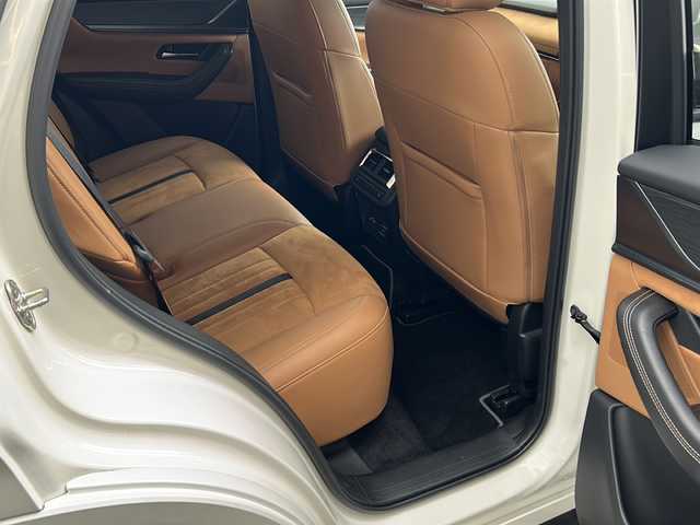 マツダ ＣＸ－６０ XD HV プレミアムスポーツ 大阪府 2023(令5)年 2.1万km ロジウムホワイトプレミアムメタリック １オーナー　サンルーフ　衝突軽減　１２．３コネクトディスプレイ　ＢＯＳＥ　全方位カメラ　フルセグＴＶ　ＨＤＭＩ　Bluetooth　茶革シート　パワーシート　温冷席　シートメモリ　ハンドルヒーター　レーダークルコン　ＢＳＭ　ＥＴＣ　パドルシフト　前後ドライブレコーダー　LEDヘッドライト　置くだけ充電　純正フロアマット　純正アルミホイール　プッシュスタート　スマートキー　スペアキー　取扱説明書　保証書