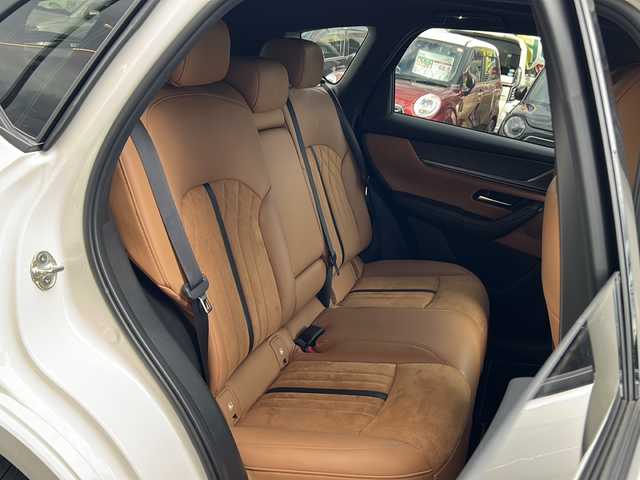 マツダ ＣＸ－６０ XD HV プレミアムスポーツ 大阪府 2023(令5)年 2.1万km ロジウムホワイトプレミアムメタリック １オーナー　サンルーフ　衝突軽減　１２．３コネクトディスプレイ　ＢＯＳＥ　全方位カメラ　フルセグＴＶ　ＨＤＭＩ　Bluetooth　茶革シート　パワーシート　温冷席　シートメモリ　ハンドルヒーター　レーダークルコン　ＢＳＭ　ＥＴＣ　パドルシフト　前後ドライブレコーダー　LEDヘッドライト　置くだけ充電　純正フロアマット　純正アルミホイール　プッシュスタート　スマートキー　スペアキー　取扱説明書　保証書