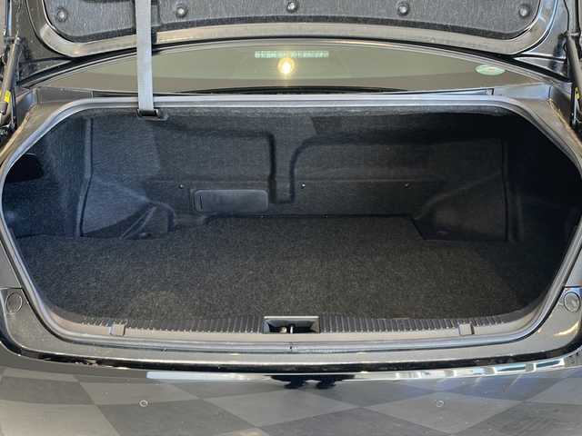 トヨタ クラウン マジェスタ Four 福井県 2017(平29)年 19.7万km ブラック ワンオーナー/純正ナビ/フルセグTV/BD/DVD/CD/BT/AUX/SD/バック・サイドカメラ/レーダークルーズコントロール/ブラインドスポットモニター/プリクラッシュセーフティ/レーンディパーチャーアラート/クリアランスソナー/オートハイビーム/ビルトインETC2.0/ドライブレコーダー/ステアリングヒーター/全席シートヒーター/エアシート/レザーシート/パワーシート/オートライト/LEDヘッドライト/純正17インチアルミホイール