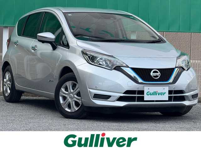 日産 ノート e－パワーニスモ S 千葉県 2019(令1)年 5.9万km ブリリアントシルバー 純正フルセグナビ(MM318D-W)/アラウンドビューモニター/インテリジェントルームミラー/コーナーセンサー/エマージェンシーブレーキ/車線逸脱防止支援システム/スペアキー/純正フロアマット/オートライト/ステアリングスイッチ