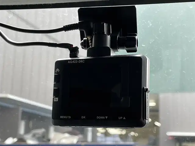 スズキ ジムニー XC 滋賀県 2021(令3)年 2万km ジャングルグリーン 純正8インチナビ/【Bluetooth/CD/DVD/フルセグTV】/バックカメラ/クルーズコントロール/レーンキープアシスト/衝突軽減ブレーキ/前後ドライブレコーダー/LEDヘッドライト/オートマチックハイビーム/D/Nシートヒーター/ヒルディセントコントロール/センターデフロック/ビルトインETC/純正フロアマット/プッシュスタート/スマートキー/ステアリングリモコン