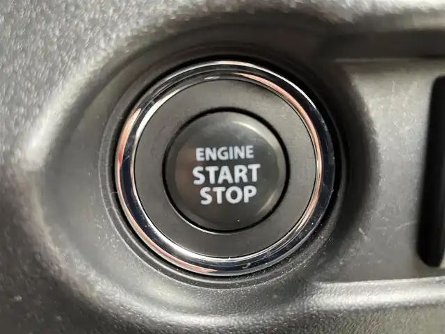 スズキ ジムニー XC 滋賀県 2021(令3)年 2万km ジャングルグリーン 純正8インチナビ/【Bluetooth/CD/DVD/フルセグTV】/バックカメラ/クルーズコントロール/レーンキープアシスト/衝突軽減ブレーキ/前後ドライブレコーダー/LEDヘッドライト/オートマチックハイビーム/D/Nシートヒーター/ヒルディセントコントロール/センターデフロック/ビルトインETC/純正フロアマット/プッシュスタート/スマートキー/ステアリングリモコン