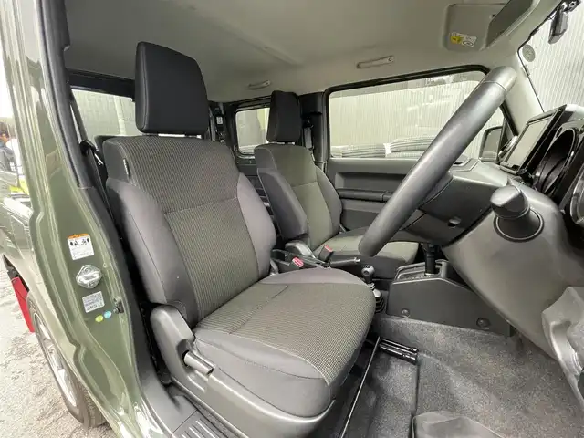 スズキ ジムニー XC 滋賀県 2021(令3)年 2万km ジャングルグリーン 純正8インチナビ/【Bluetooth/CD/DVD/フルセグTV】/バックカメラ/クルーズコントロール/レーンキープアシスト/衝突軽減ブレーキ/前後ドライブレコーダー/LEDヘッドライト/オートマチックハイビーム/D/Nシートヒーター/ヒルディセントコントロール/センターデフロック/ビルトインETC/純正フロアマット/プッシュスタート/スマートキー/ステアリングリモコン