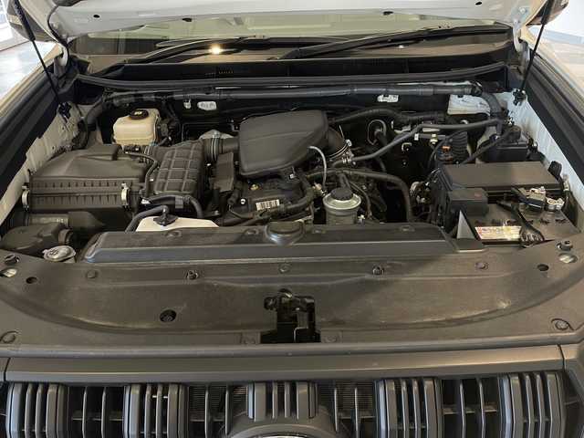 トヨタ ランドクルーザー プラド TX Lパッケージ マットブラED 福井県 2022(令4)年 3万km ホワイトパールクリスタルシャイン ワンオーナー/ムーンルーフ/純正9インチナビ/フルセグTV/USB/BT/パノラミックビューモニター/セーフティセンス/・レーダークルーズコントロール/・プリクラッシュセーフティ/・レーンキープアシスト/・レーンディパーチャーアラート/・クリアランスソナー/・オートハイビーム/・ロードサインアシスト/・先行車発進アラーム/ETC2.0/前後ドライブレコーダー/フロア格納サードシート（電動）/レザーシート/パワーシート/シートヒーター/エアシート/革巻きステアリング/オートライト/LEDヘッドライト/純正18インチアルミホイール/プッシュスタート/スマートキー×2/ヘッドライトウォッシャー/純正フロアマット