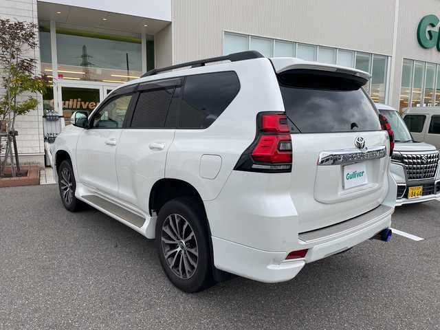 トヨタ ランドクルーザー プラド TX Lパッケージ 石川県 2019(令1)年 4.2万km パール ４ＷＤ　純正メーカーナビ　フルセグＴＶ　パノラマモニター　ＬＥＤヘッドライト　ＥＴＣ２．０　オプションアルミ　純正エアロ　黒革シート　シートヒーター＆クーラー　ガナドールマフラー　ドラレコ　保証書