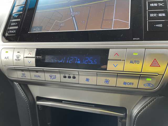 トヨタ ランドクルーザー プラド TX Lパッケージ 石川県 2019(令1)年 4.2万km パール ４ＷＤ　純正メーカーナビ　フルセグＴＶ　パノラマモニター　ＬＥＤヘッドライト　ＥＴＣ２．０　オプションアルミ　純正エアロ　黒革シート　シートヒーター＆クーラー　ガナドールマフラー　ドラレコ　保証書