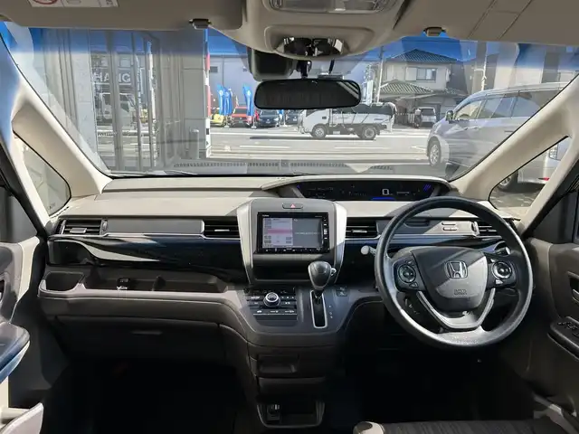 ホンダ フリード G ホンダセンシング 大阪府 2019(令1)年 3.8万km プレミアムスパークルブラックパール SDナビ フルセグTV CD DVD BT/バックカメラ/両側パワースライドドア/ビルトインETC/前後ドラレコ/スマートキー 2個/社外LEDヘッドライト/ビルトインETC/ステアリングリモコン/衝突被害軽減ブレーキ/レーダークルーズコントロール/レーンアシスト/誤発進抑制機能/横滑り防止/ステアリングリモコン/取説 ナビ取説/禁煙車