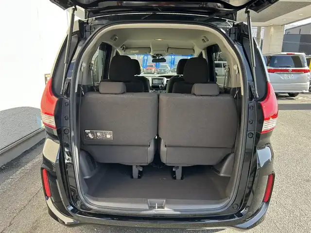 ホンダ フリード G ホンダセンシング 大阪府 2019(令1)年 3.8万km プレミアムスパークルブラックパール SDナビ フルセグTV CD DVD BT/バックカメラ/両側パワースライドドア/ビルトインETC/前後ドラレコ/スマートキー 2個/社外LEDヘッドライト/ビルトインETC/ステアリングリモコン/衝突被害軽減ブレーキ/レーダークルーズコントロール/レーンアシスト/誤発進抑制機能/横滑り防止/ステアリングリモコン/取説 ナビ取説/禁煙車