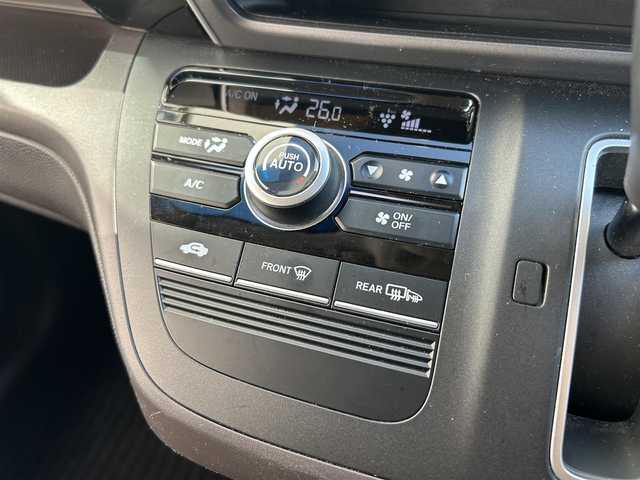 ホンダ フリード G ホンダセンシング 大阪府 2019(令1)年 3.8万km プレミアムスパークルブラックパール SDナビ フルセグTV CD DVD BT/バックカメラ/両側パワースライドドア/ビルトインETC/前後ドラレコ/スマートキー 2個/社外LEDヘッドライト/ビルトインETC/ステアリングリモコン/衝突被害軽減ブレーキ/レーダークルーズコントロール/レーンアシスト/誤発進抑制機能/横滑り防止/ステアリングリモコン/取説 ナビ取説/禁煙車