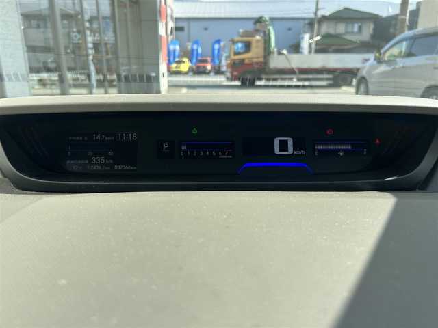 ホンダ フリード G ホンダセンシング 大阪府 2019(令1)年 3.8万km プレミアムスパークルブラックパール SDナビ フルセグTV CD DVD BT/バックカメラ/両側パワースライドドア/ビルトインETC/前後ドラレコ/スマートキー 2個/社外LEDヘッドライト/ビルトインETC/ステアリングリモコン/衝突被害軽減ブレーキ/レーダークルーズコントロール/レーンアシスト/誤発進抑制機能/横滑り防止/ステアリングリモコン/取説 ナビ取説/禁煙車