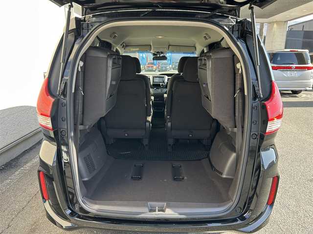 ホンダ フリード G ホンダセンシング 大阪府 2019(令1)年 3.8万km プレミアムスパークルブラックパール SDナビ フルセグTV CD DVD BT/バックカメラ/両側パワースライドドア/ビルトインETC/前後ドラレコ/スマートキー 2個/社外LEDヘッドライト/ビルトインETC/ステアリングリモコン/衝突被害軽減ブレーキ/レーダークルーズコントロール/レーンアシスト/誤発進抑制機能/横滑り防止/ステアリングリモコン/取説 ナビ取説/禁煙車