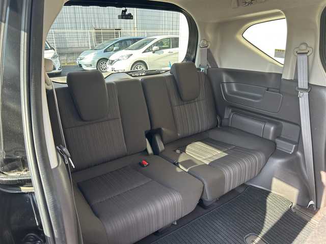 ホンダ フリード G ホンダセンシング 大阪府 2019(令1)年 3.8万km プレミアムスパークルブラックパール SDナビ フルセグTV CD DVD BT/バックカメラ/両側パワースライドドア/ビルトインETC/前後ドラレコ/スマートキー 2個/社外LEDヘッドライト/ビルトインETC/ステアリングリモコン/衝突被害軽減ブレーキ/レーダークルーズコントロール/レーンアシスト/誤発進抑制機能/横滑り防止/ステアリングリモコン/取説 ナビ取説/禁煙車