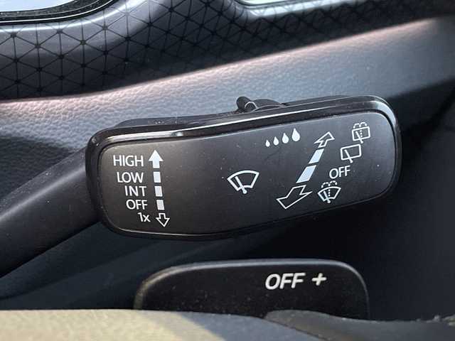 フォルクスワーゲン ＶＷ Ｔ－クロス TSI スタイル 青森県 2021(令3)年 3.6万km ピュアホワイト オプション/セーフティパッケージ/-レーンキープアシスト/-ハイビームアシスト/-パークアシスト/-ブラインドスポットアシスト/-パークディスタンスコントロール/-オプティカルパーキングシステム/-リヤトラフィックアラート/テクノロジーパッケージ/-トラベルアシスト/-ワイヤレスチャージング/-デジタルコックピットプロ/DiscoverProパッケージ/-SSDナビ/-AM/FM/Bluetooth/USB-C/CarPlay/主要装備/アダプティブクルーズコントロール/バックカメラ/ETC2.0/ドライブレコーダー/LEDヘッドライト/パドルシフト/純正17インチアルミホイール/ステアリングリモコン