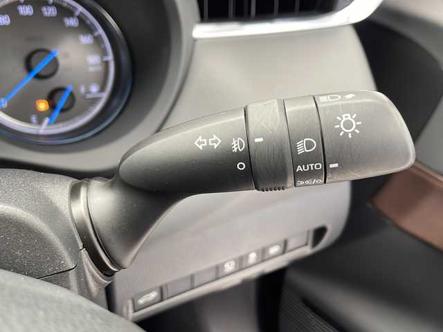 トヨタ ハリアー ハイブリッド Z 千葉県 2020(令2)年 2.8万km プレシャスブラックパール 純正ディスプレイオーディオ/　　ナビ/フルセグ/BT/AM/FM/Miracast/JBLサラウンド/トヨタセーフティセンス/ プリクラッシュセーフティ/ レーントレーシングアシスト/ レーンディパーチャーアラート/ ロードサインアシスト/ レーダークルーズコントロール/ オートマチックハイビーム/ リアクロストラフィックアラート/ ブラインドスポットモニター/パノラミックビューモニター/ビルトインETC2.0/デジタルインナーミラー/パワーバックドア/運転席パワーシート/ハーフレザー シート/純正19インチAW/純正フロアマット/革巻きステアリング/ステアリングリモコン/電子パーキング/オートブレーキホールド/プッシュスタート/スマートキー