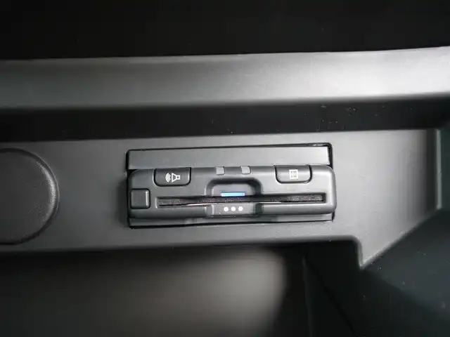 スズキ ソリオ HV SZ 山形県 2024(令6)年 0.6万km ピュアホワイトP メモリナビ/　　【CD BT ワンセグ USB】/バックカメラ/両側パワースライドドア/レーダークルーズコントロール/LEDオートヘッドライト/シートヒーター/純正15インチアルミホイール/アイドリングストップ/コーナーセンサー/ステアリングスイッチ/パドルシフト/電動格納ウィンカーミラー/フォグランプ/スマートキー/ETC