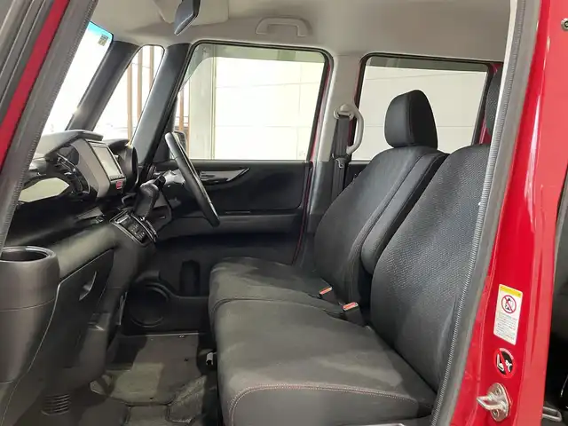ホンダ Ｎ ＢＯＸ 沖縄県 2014(平26)年 5.4万km ミラノレッド (株)IDOMが運営する【じしゃロンコザ店】の自社ローン専用車両になりますこちらは現金またはオートローンご利用時の価格です。自社ローンご希望の方は別途その旨お申付け下さい/・純正ナビ/・バックカメラ/・Bluetooth接続/・TV/・DVD再生/・片側パワースライドドア/・スマートキー/・プッシュスタート/・純正アルミホイール/・オートライト