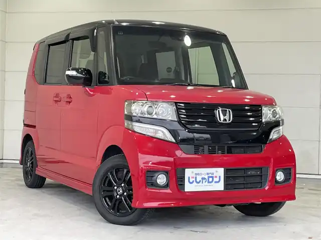 ホンダ Ｎ ＢＯＸ 沖縄県 2014(平26)年 5.4万km ミラノレッド (株)IDOMが運営する【じしゃロンコザ店】の自社ローン専用車両になりますこちらは現金またはオートローンご利用時の価格です。自社ローンご希望の方は別途その旨お申付け下さい/・純正ナビ/・バックカメラ/・Bluetooth接続/・TV/・DVD再生/・片側パワースライドドア/・スマートキー/・プッシュスタート/・純正アルミホイール/・オートライト