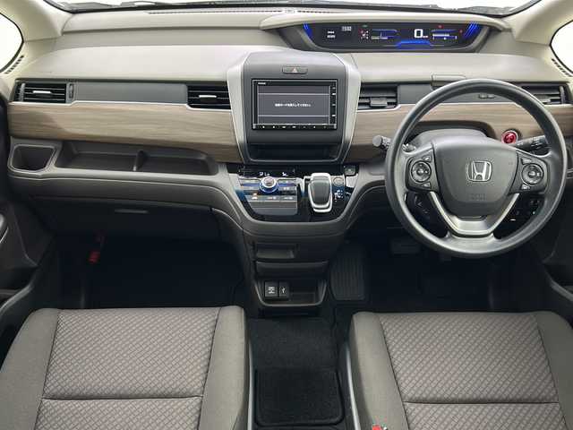 ホンダ フリード ハイブリット G ホンダセンシング 宮城県 2021(令3)年 3.8万km プラチナホワイトパール Honda SENSING	/・衝突軽減ブレーキ/・路外逸脱抑制機能		/・アダプティブクルーズコントロール	/・車線維持支援システム/バックカメラ/純正7型ナビ　地図SD無/フルセグTV/ビルトインETC/ドライブレコーダー（F）/LEDヘッドライト/フロアマット/ステアリングスイッチ/プッシュスタート/スマートキー×2/横滑り防止装置