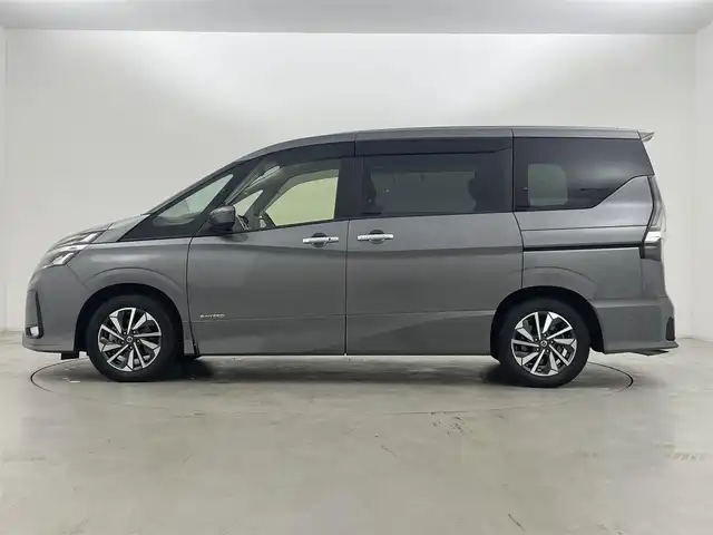 日産 セレナ ハイウェイスター V 群馬県 2020(令2)年 2.4万km ダークメタルグレー 純正ナビ(MJ119D-W)/AM/FM/CD/DVD/SD/BT/フルセグ/バックカメラ/社外ドライブレコーダー(HDR-102)/両側パワースライドドア/ハンズフリーオートスライドドア/クルーズコントロール/エマージェンシーブレーキ/LDW(車線逸脱警報)/インテリジェントBSI（後側方衝突防止支援システム）/BSW（後側方車両検知警報）/LEDヘッドライト/スマートキー/プッシュスタート