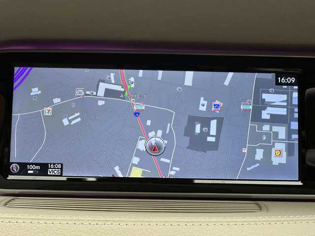 メルセデス・ベンツ Ｓ３００ ハイブリッド 千葉県 2015(平27)年 6万km シルバー ＡＣＣ　/パノラマＳＲ　/黒革　/ＨＵＤ　/ナビ　/ＴＶ　/Ｂｌｕｅｔｏｏｔｈ接続　/３６０°シートヒーター　/電動トランク　/ＬＥＤヘッドライト　/オートハイビーム　/衝突軽減Ｂ　/ＢＳＭ　/ＬＫＡ　/禁煙車　/ドラレコ　/ＥＴＣ