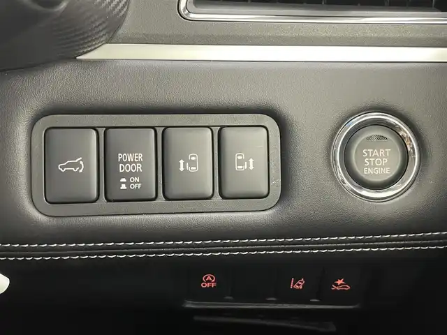三菱 デリカＤ：５ シャモニー 埼玉県 2025(令7)年 0.1千km パールⅡ 登録済未使用車　/４ＷＤ　/マルチアラウンドモニター　/ＢＳＭ　/レーダークルーズコントロール　/両側パワースライドドア　/シートヒーター　/ステアリングヒーター　/純正アルミホイール　/スマートキー　/ＬＥＤヘッドライ