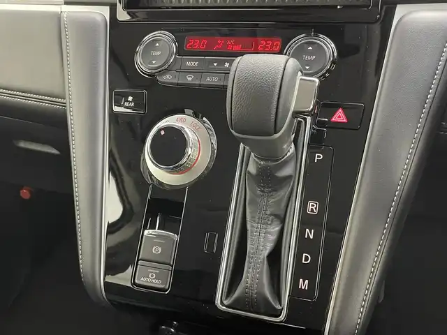 三菱 デリカＤ：５ シャモニー 埼玉県 2025(令7)年 0.1千km パールⅡ 登録済未使用車　/４ＷＤ　/マルチアラウンドモニター　/ＢＳＭ　/レーダークルーズコントロール　/両側パワースライドドア　/シートヒーター　/ステアリングヒーター　/純正アルミホイール　/スマートキー　/ＬＥＤヘッドライ