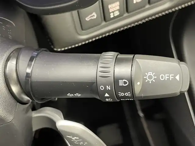 三菱 デリカＤ：５ シャモニー 埼玉県 2025(令7)年 0.1千km パールⅡ 登録済未使用車　/４ＷＤ　/マルチアラウンドモニター　/ＢＳＭ　/レーダークルーズコントロール　/両側パワースライドドア　/シートヒーター　/ステアリングヒーター　/純正アルミホイール　/スマートキー　/ＬＥＤヘッドライ