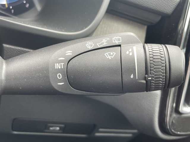 ボルボ ボルボ ＸＣ４０ アルティメット B4 AWD 高知県 2022(令4)年 0.5万km オニキスブラックP Google Assistant/Bluetooth メディアプレイヤー/Apple CarPlay/Android Auto/Lane Keeping Aid/前者発信通知機能/黒レザーシート/D/N席シートヒーター/ハンドルヒーター/harman/kardon/前後ドライブレコーダー/電動リアゲート
