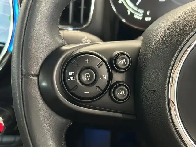 ＭＩＮＩ ＢＭＷ ミニ クロスオーバー 愛知県 2020(令2)年 5.9万km MINI Yoursエニグマティックブラック HDDナビ/バックカメラ/アイドリングストップ/アダプティブクルーズコントロール/プッシュスタート/パワーバックドア/ミラー一体型ETC/ヘッドアップディスプレイ/ペッパーパッケージ/デジタルパッケージ