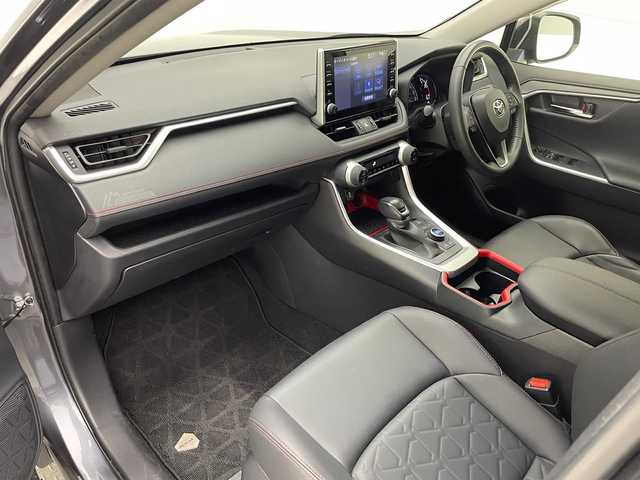トヨタ ＲＡＶ４ アドベンチャー オフロードPKG 兵庫県 2021(令3)年 8.2万km グレーメタリック 純正ディスプレイオーディオ/（Bluetooth/USB/Miracast）/バックカメラ/ビルトインETC/純正前後ドライブレコーダー/レザーシート/パワーシート（D席）/ルーフレール/LEDヘッドライト/フォグ/オートハイビーム/純正18インチアルミホイール/コーナーセンサー/ACC/LDA/PCS/BSM/純正マット・バイザー