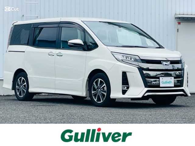 トヨタ ノア Si ダブルバイビーⅡ 熊本県 2019(令1)年 7.7万km ラグジュアリーホワイトパールクリスタルシャインガラスフレーク 純正ナビ/（BT/CD/DVD/AM/FM)/フルセグTV/バックカメラ/前後ドラレコ/ビルトインETC/トヨタセーフティーセンス/・パーキングサポートブレーキ/・プリクラッシュセーフティー/・クリアランスソナー/・レーンディパーチャーアラート/・先行車発進お知らせ機能/・オートハイビーム/横滑り防止/クルーズコントロール/両側パワースライドドア/ハーフレザーシート/革巻きステアリング/・ステアリングリモコン/プッシュスタート/・スマートキー/・アイドリングストップ/オートライト/・LEDヘッドライトフォグライト/純正ドアバイザー/社外フロアマット/後席サンシェード