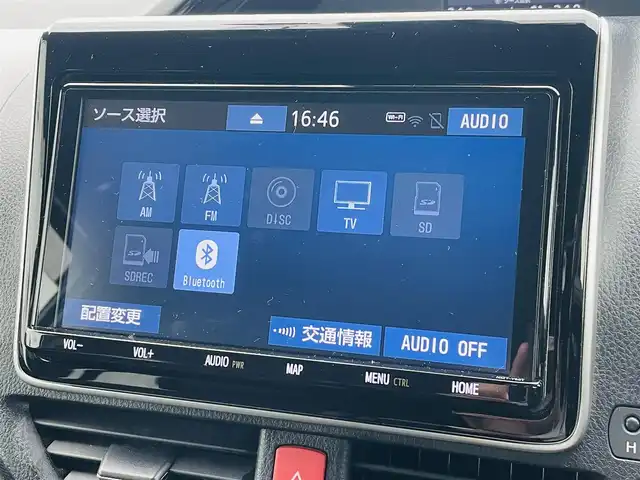 トヨタ ノア Si ダブルバイビーⅡ 熊本県 2019(令1)年 7.7万km ラグジュアリーホワイトパールクリスタルシャインガラスフレーク 純正ナビ/（BT/CD/DVD/AM/FM)/フルセグTV/バックカメラ/前後ドラレコ/ビルトインETC/トヨタセーフティーセンス/・パーキングサポートブレーキ/・プリクラッシュセーフティー/・クリアランスソナー/・レーンディパーチャーアラート/・先行車発進お知らせ機能/・オートハイビーム/横滑り防止/クルーズコントロール/両側パワースライドドア/ハーフレザーシート/革巻きステアリング/・ステアリングリモコン/プッシュスタート/・スマートキー/・アイドリングストップ/オートライト/・LEDヘッドライトフォグライト/純正ドアバイザー/社外フロアマット/後席サンシェード