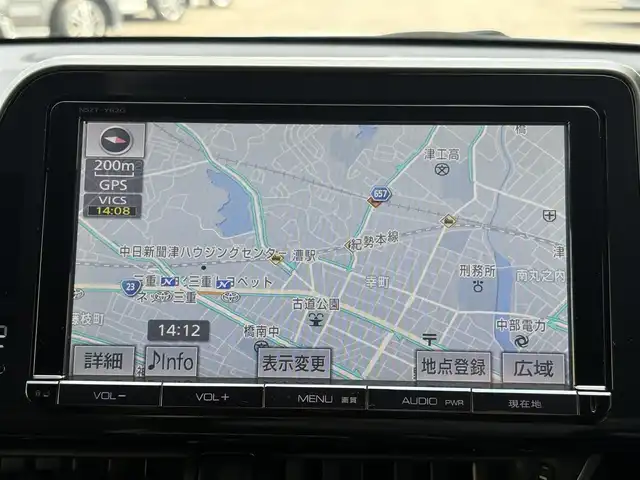 トヨタ Ｃ－ＨＲ G モード ネロ 三重県 2019(令1)年 7.7万km ホワイトパールクリスタルシャイン ♪車検 令和8年9月11日迄/プリクラッシュセーフティ/レーンディパーチャーアラート/ブラインドスポットモニター/リヤクロストラフィックアラート/クリアランスソナー/レーダークルーズコントロール/オートマチックハイビーム/オートブレーキホールド/スマートキー×2/プッシュスタート/ハーフレザーシート/前席シートヒーター/純正9インチナビ/・CD録音・SD・フルセグ/・DVD再生/・Bluetoothオーディオ/・バックカメラ/前後ドライブレコーダー/純正18インチAW/LEDヘッドライト/LEDフォグライト/オートライト/ウィンカーミラー/オートリトラクタブルミラー/革巻ステアリング/ステアリングスイッチ/プライバシーガラス/フロアマット/ETC/サイド/カーテンエアバック
