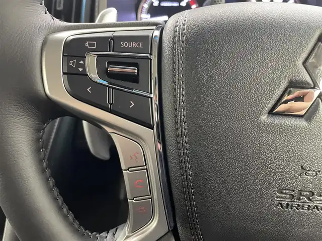 三菱 デリカＤ：５ ブラックエディション 埼玉県 2025(令7)年 0.1千km グラファイトグレーメタリック/ブラックマイカ ＡＬＰＩＮＥ１０インチナビ　マルチアラウンドモニター　ＢＳＭ　黒レザー　ｅアシスト　レーダークルーズコントロール　シートヒーター　ＨＤＭＩ　ステアリングヒーター　純正アルミホイール　オートライト　ＴＶ