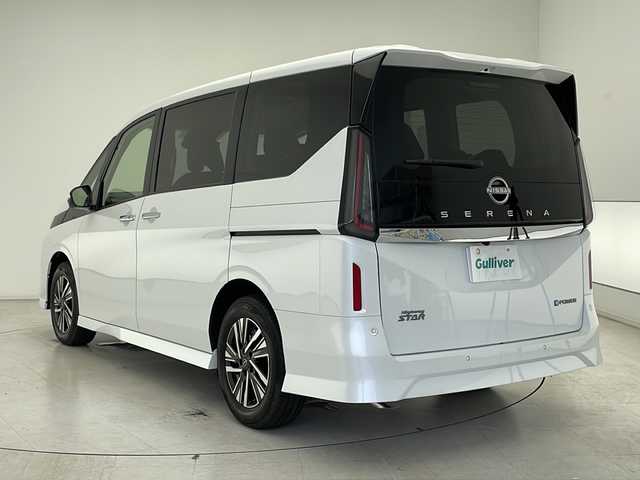 日産 セレナ e－パワー ハイウェイスター V 千葉県 2025(令7)年 0.1千km プリズムホワイト 衝突軽減ブレーキ/レーンキープアシスト/レーダークルーズコントロール/オートマチックハイビーム/全方位カメラ/純正メモリナビ/（フルセグ/Bluetooth/USB/FM/AM/HDMI）/ビルトインETC2.0/ドライブレコーダー（前後）/アイドリングストップ/両側パワースライドドア/スマートキー/LEDヘッドライト/電動格納ミラー/W＋サイド＋カーテンエアバッグ/純正16インチアルミホイール