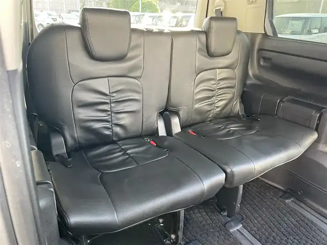 トヨタ ヴォクシー ZS 山口県 2014(平26)年 8.9万km ブラック Wサンルーフ/アルパイン10型SDナビ/・フルセグTV CD DVD BT/アルパイン11.4型/・フリップダウンモニター/両側パワースライドドア/LEDオートヘッドライト/フォグライト/スマートキー/ビルトインETC/ウッドコンビステアリング/コーナーセンサー/横滑り防止/リア窓ロールサンシェード/禁煙車