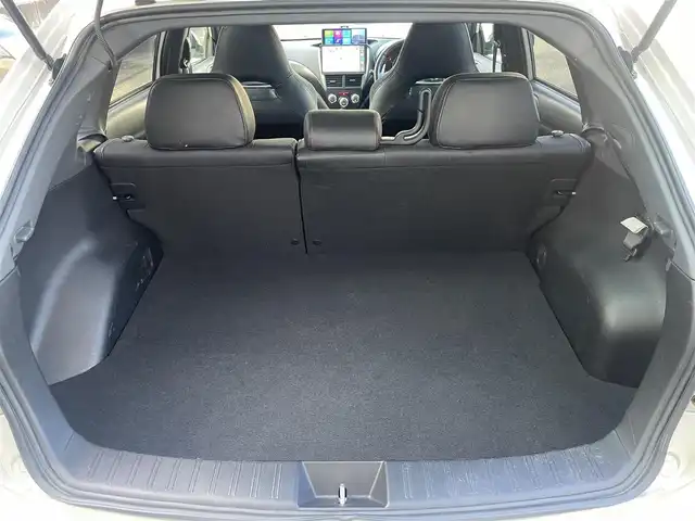 スバル インプレッサ ＷＲＸ STI A－Line 埼玉県 2013(平25)年 9.2万km サテンホワイトパール /4WD/ICターボ//社外ディスプレイオーディオ//AppleCarPlay/AndroidAuto//バックカメラ//クルーズコントロール//ETC//スマートキーx2//キセノン//運転席パワーシート//ハーフレザーシート//革巻きステアリング//W.サイド/カーテンエアバッグ//ABS//横滑り防止装置//Fフォグランプ//プライバシーガラス//純正18インチAW//新車時保証書//取扱説明書