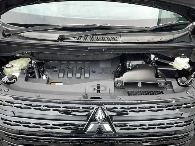 三菱 デリカＤ：５ シャモニー 山口県 2025(令7)年 0.1千km ブラックダイヤモンド ALPINE11インチナビ【EX11NX】/・AM/FM/CD/DVD/HDMI/・Bluetooth/・フルセグテレビ/アラウンドビューモニター/ETC/プッシュスタート/スペアキー/ハンドルヒーター/パワーシート/シートヒーター/電動パワースライドドア/電動リアゲート/純正18インチAW/e-Assist/・衝突被害軽減ブレーキシステム（FCM）/・車線逸脱警報システム（LDW）/・レーダークルーズコントロールシステム（ACC）/・ブラインドスポットモニター/・オートマチックハイビーム（AHB）/・誤発進抑制機能/・ヒルスタートアシスト