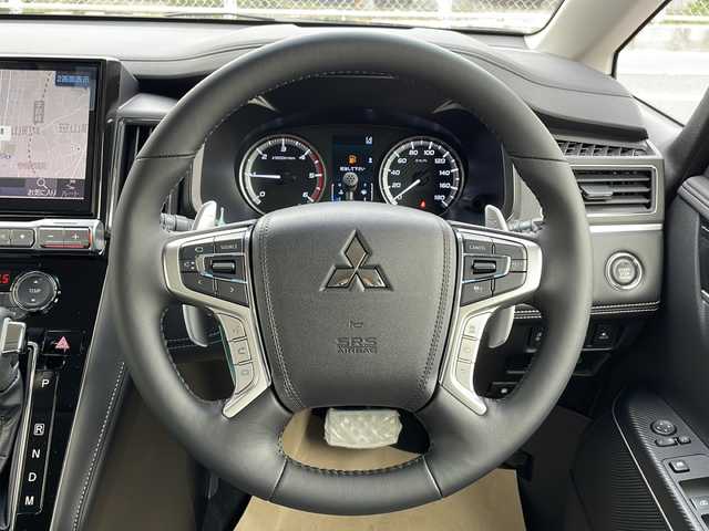 三菱 デリカＤ：５ シャモニー 山口県 2025(令7)年 0.1千km ブラックダイヤモンド ALPINE11インチナビ【EX11NX】/・AM/FM/CD/DVD/HDMI/・Bluetooth/・フルセグテレビ/アラウンドビューモニター/ETC/プッシュスタート/スペアキー/ハンドルヒーター/パワーシート/シートヒーター/電動パワースライドドア/電動リアゲート/純正18インチAW/e-Assist/・衝突被害軽減ブレーキシステム（FCM）/・車線逸脱警報システム（LDW）/・レーダークルーズコントロールシステム（ACC）/・ブラインドスポットモニター/・オートマチックハイビーム（AHB）/・誤発進抑制機能/・ヒルスタートアシスト