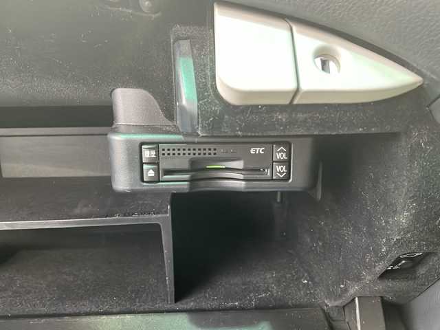 レクサス ＲＸ 450h バージョンL 秋田県 2011(平23)年 8万km スターライトブラックガラスフレーク ・4WD/・純正ナビ/フルセグTV/DVD/CD/MSV/BT/・バックカメラ/・サンルーフ/・ドライブレコーダー/・純正エンジンスターター/・クルーズコントロール/・パワーバックドア/・ビルトインETC/・レザーシート/・前席パワーシート/・前席シートヒーター/エアシート/・LEDヘッドライト/・LEDフォグ/・プッシュスタート/・スマートキー/・ドアバイザー/・電格ミラー/・冬タイヤ社外18インチAW積込