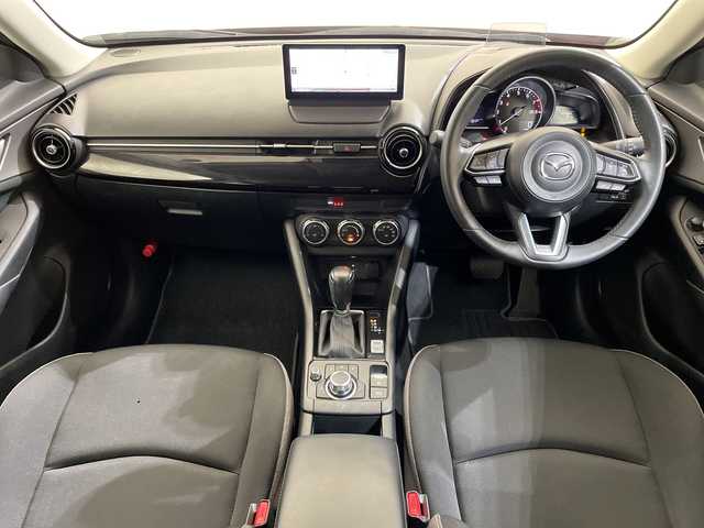 マツダ ＣＸ－３ 15S ツーリング 愛媛県 2024(令6)年 1万km ソウルレッドクリスタルM 純正ナビ/Bluetooth/フルセグ/USB/全周囲カメラ/衝突被害軽減ブレーキ/レーンキープアシスト/ブラインドスポットモニター/コーナーセンサー/LEDヘッドライト/オートマチックハイビーム/オートライト/ドライブレコーダー/ETC/レーダークルーズコントロール/スペアキー/スマートキー