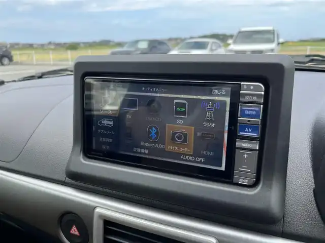 ダイハツ コペン セロS 愛知県 2023(令5)年 3.4万km ジョーヌイエロー ５速ミッション・ターボ車/ツートンカラー/純正ナビ／フルセグ／ＤＶＤ／ＣＤ／ＢＴ/社外ＥＴＣ/レカロスポーツシート/ビルシュタインサスペンション/モモステアリング/ＬＥＤヘットライト/電動オープン/プッシュエンジンスタート/シートヒーター/純正16インチアルミホイール/フロアマット/ドアバイザー