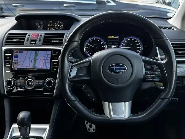 スバル レヴォーグ 1．6GT－S アイサイト 香川県 2015(平27)年 5.6万km クリスタルホワイトP 登録時走行距離：55954km/アイサイト/→プリクラッシュブレーキ/→アダプティブクルーズコントロール/→車線逸脱警報/サンルーフ/ディーラーオプション7インチナビ/→フルセグTV/→ＣＤ／ＤＶＤ/バックカメラ/後側方警戒支援機能/サイドビューモニター/ハイビームアシスト/アイサイトアシストモニター/革巻きステアリング/前席パワーシート/LEDヘッドライト/電動格納ウィンカーミラー/プッシュスタート/バイザー