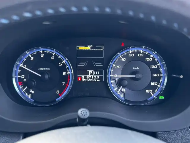スバル レヴォーグ 1．6GT－S アイサイト 香川県 2015(平27)年 5.6万km クリスタルホワイトP 登録時走行距離：55954km/アイサイト/→プリクラッシュブレーキ/→アダプティブクルーズコントロール/→車線逸脱警報/サンルーフ/ディーラーオプション7インチナビ/→フルセグTV/→ＣＤ／ＤＶＤ/バックカメラ/後側方警戒支援機能/サイドビューモニター/ハイビームアシスト/アイサイトアシストモニター/革巻きステアリング/前席パワーシート/LEDヘッドライト/電動格納ウィンカーミラー/プッシュスタート/バイザー
